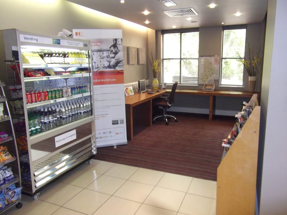 Buiseness Ecke Holiday Inn Express London Croydon