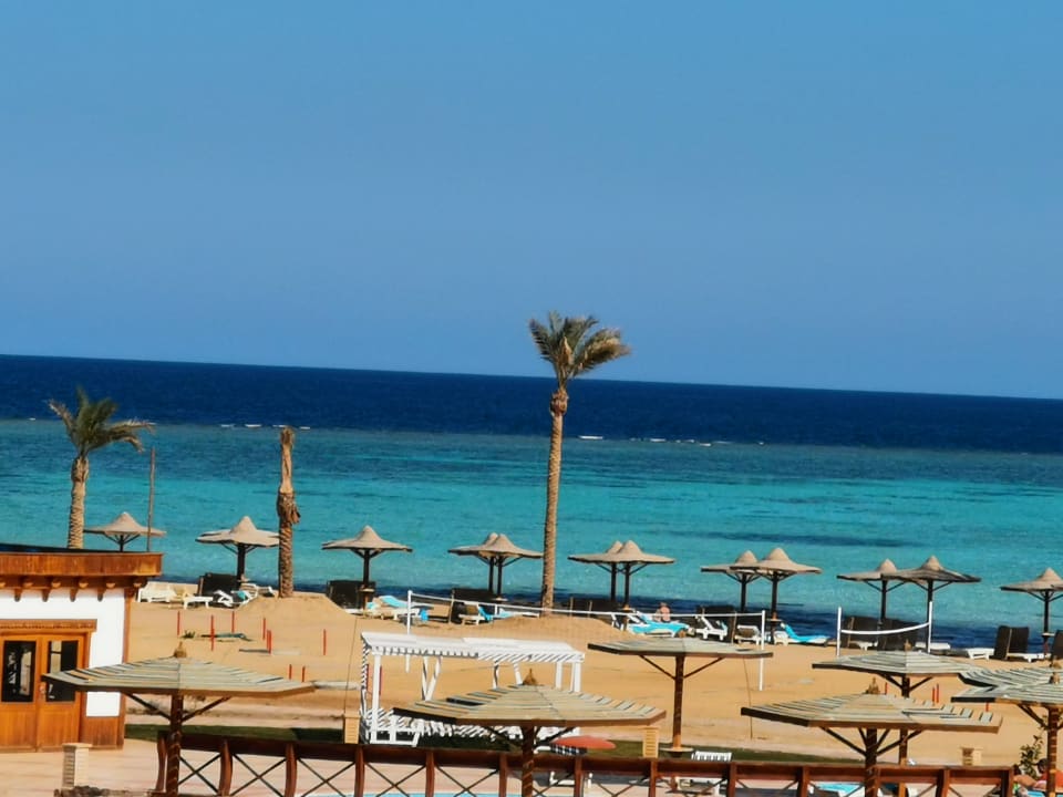 Strand Laguna Beach Marsa Resort