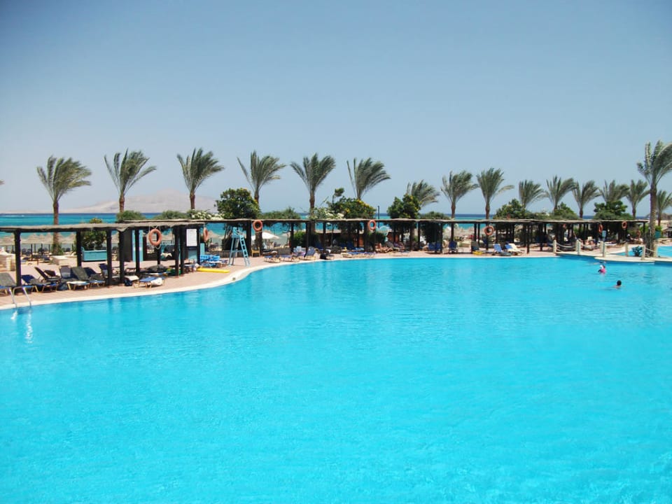 Pool JAZ Belvedere Resort