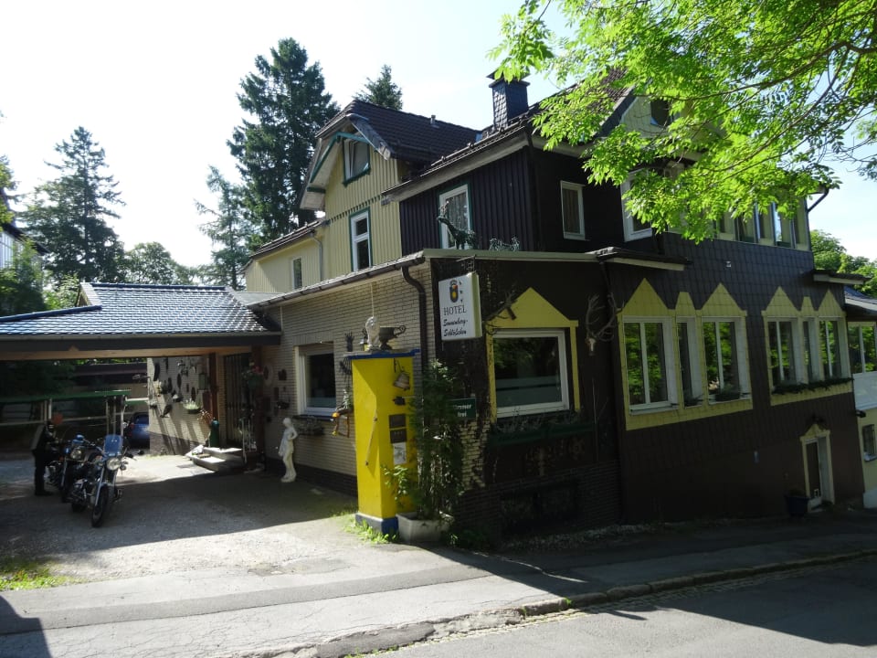 Hotelansicht Hotel Sonnenberg Schloesschen