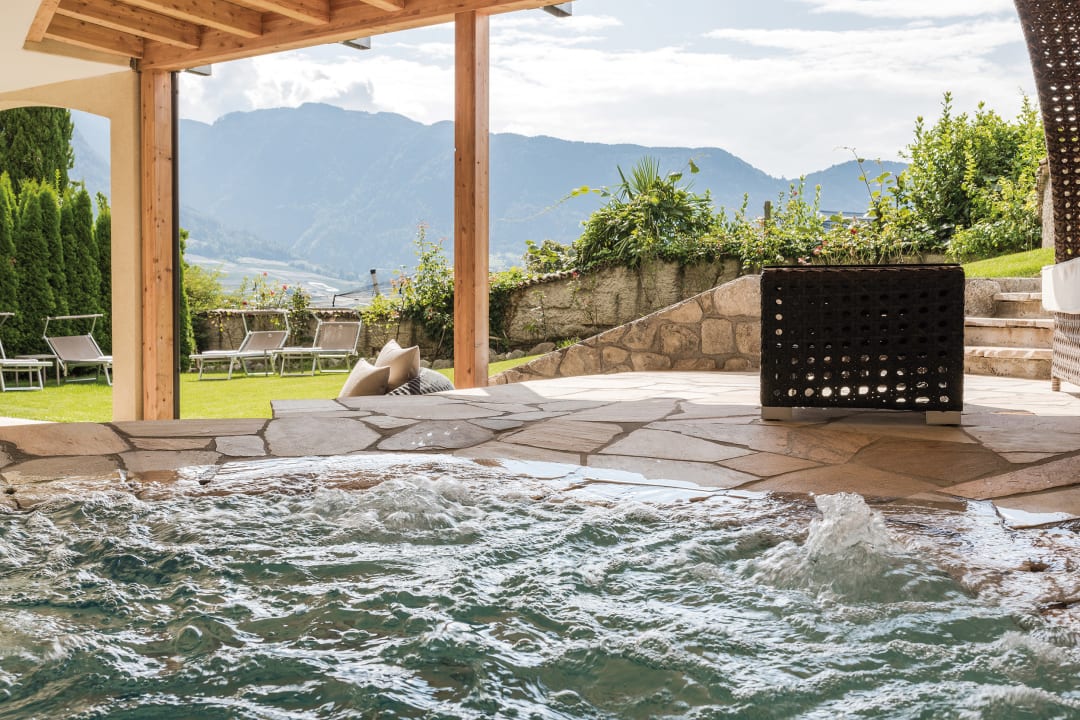 Pool Hotel Landsitz Stroblhof