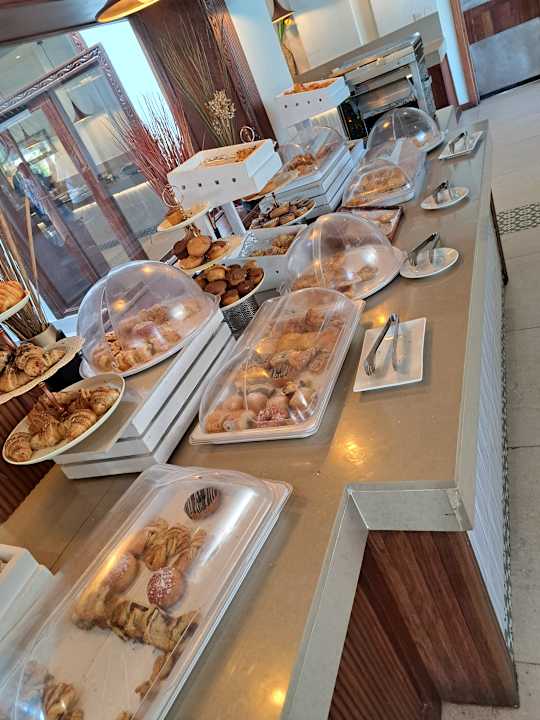 Gastro Neptune Pwani Beach Resort & Spa