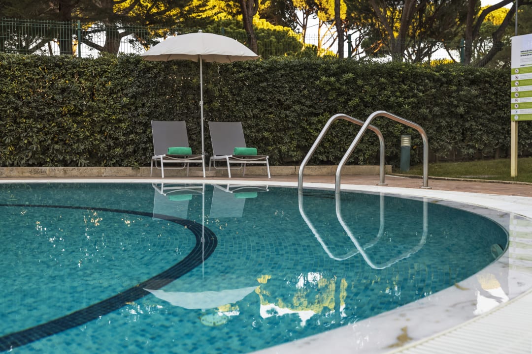 Pool The Patio Suite Hotel