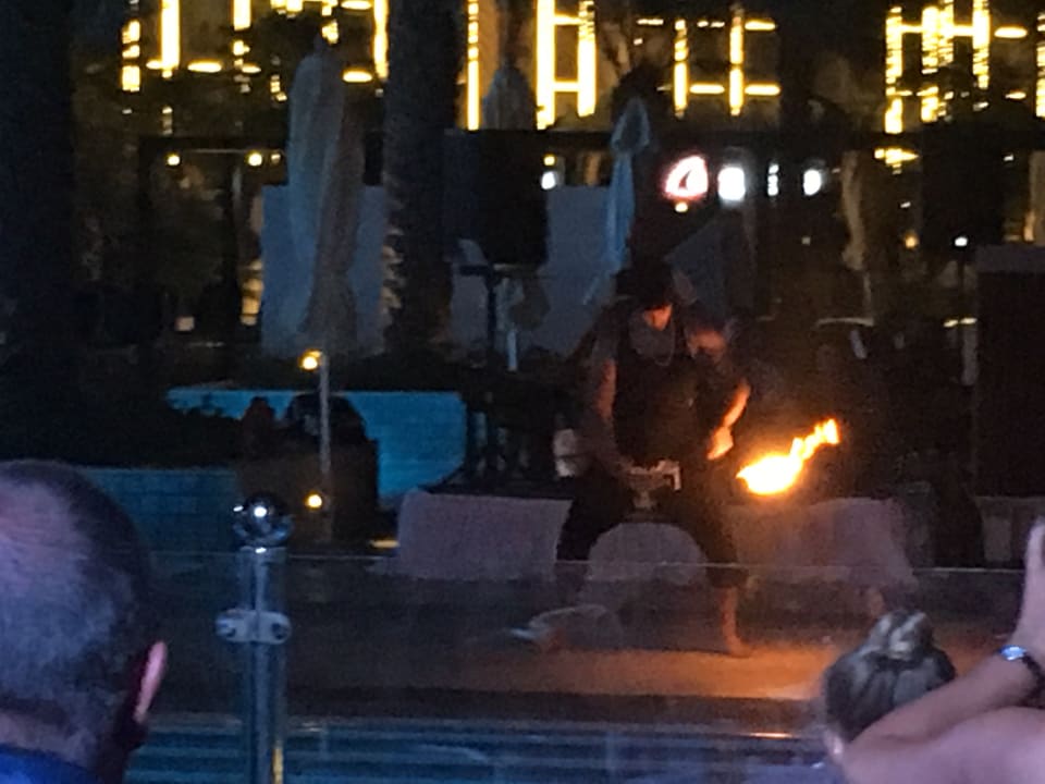 Fire Show DoubleTree by Hilton Resort & Spa Marjan Island