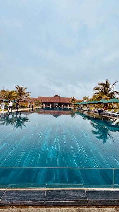 Pool ROBINSON NAM HOI AN