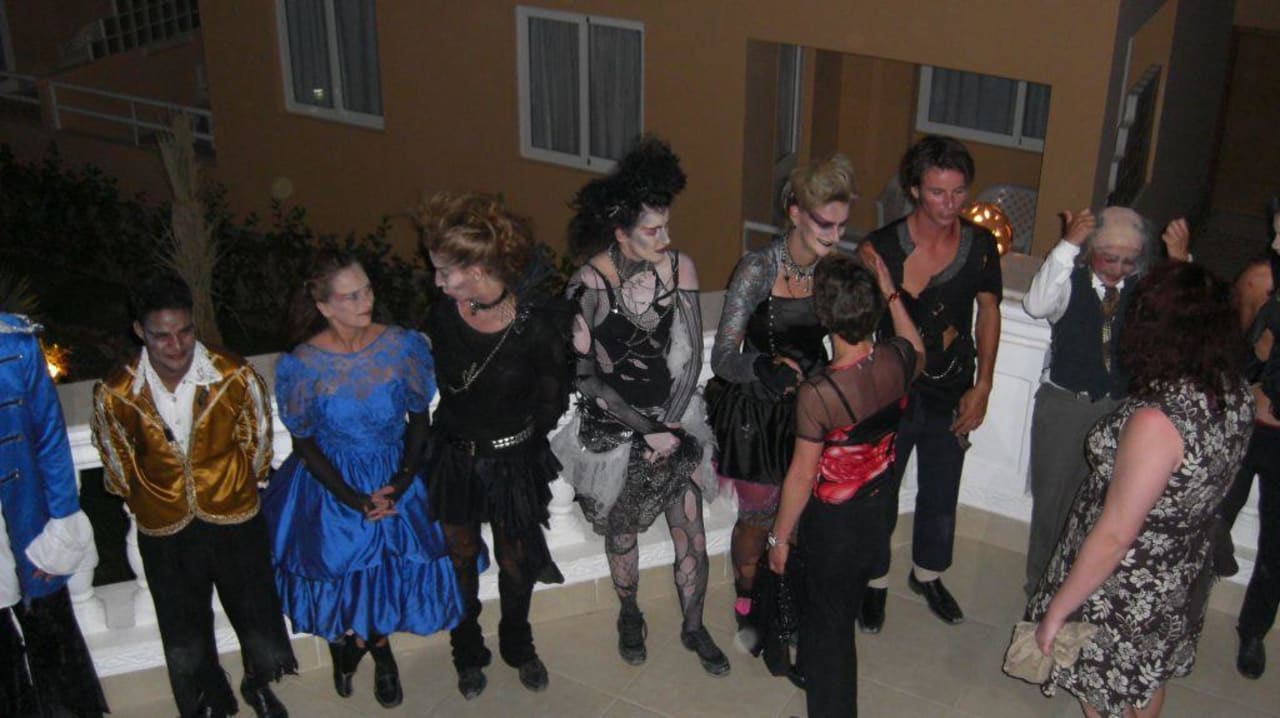 Tanz der Vampire Golden Beach Resort