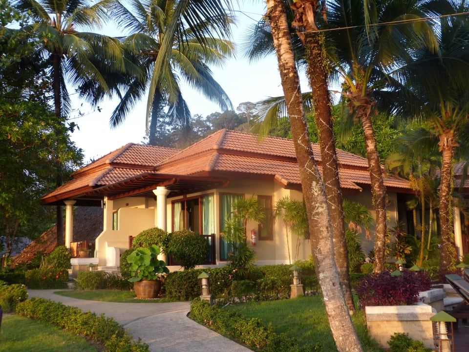 Strand-Haus Khao Lak Bayfront Resort