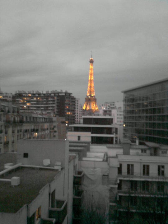 Tour Eiffel le Noel Hotel Gustave