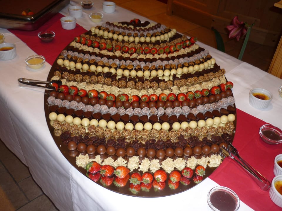 Nachspeisenbuffet Berghotel Ratschings