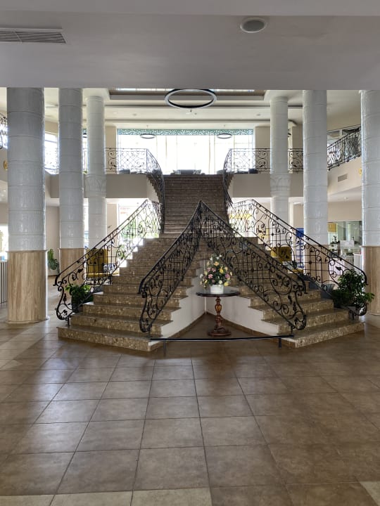 Lobby HI Hotels Imperial Resort