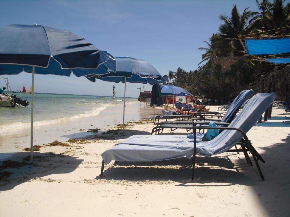 Strand Bahari Beach Hotel