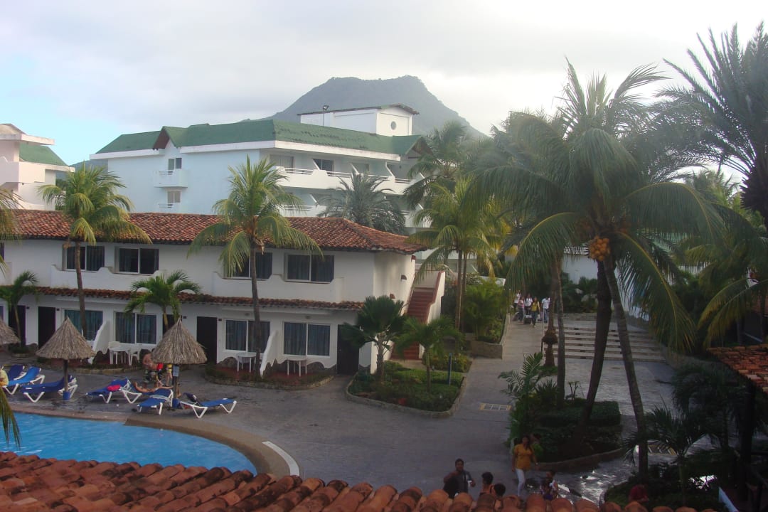 Teren hotelu Hotel Isla Caribe Beach