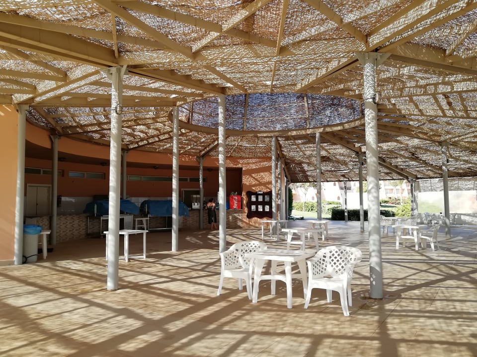 Beach Restaurant Jasmine Palace Resort & Spa