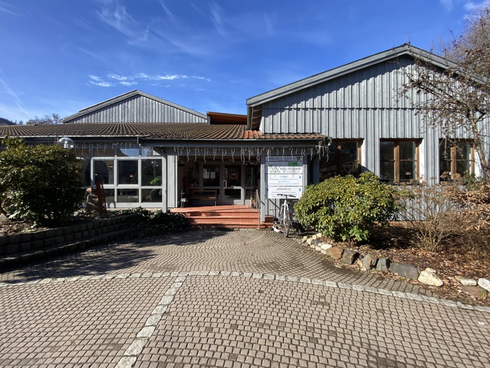 Außenansicht WAGNERS Hotel im Frankenwald