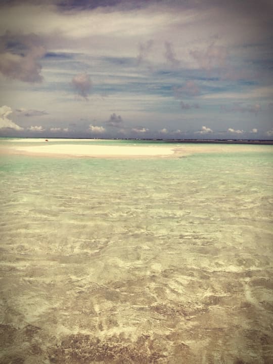 Strand Kuredu Island Resort & Spa