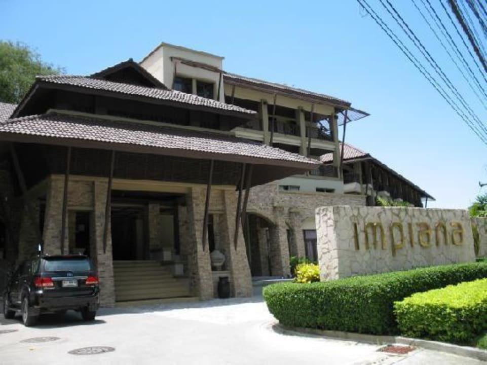Hotelzufahrt Impiana Resort Chaweng Noi