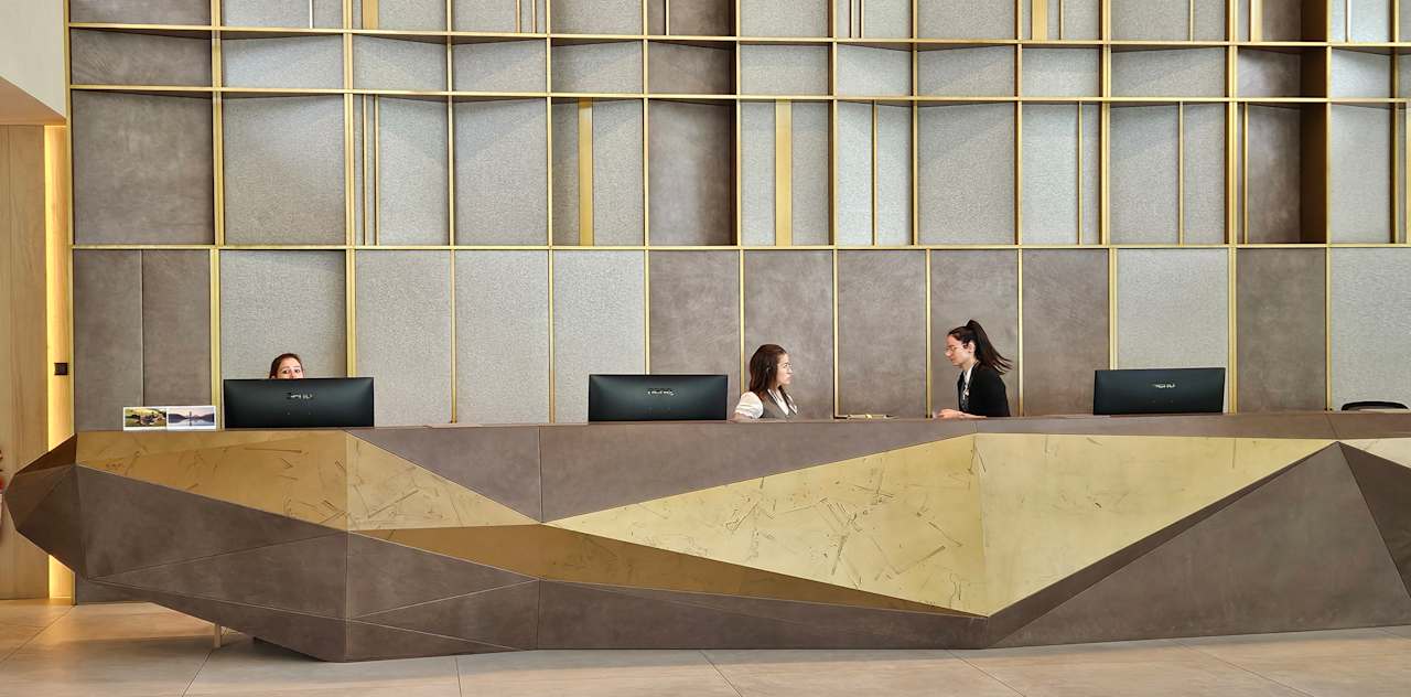 Lobby Hotel Alpen Tesitin