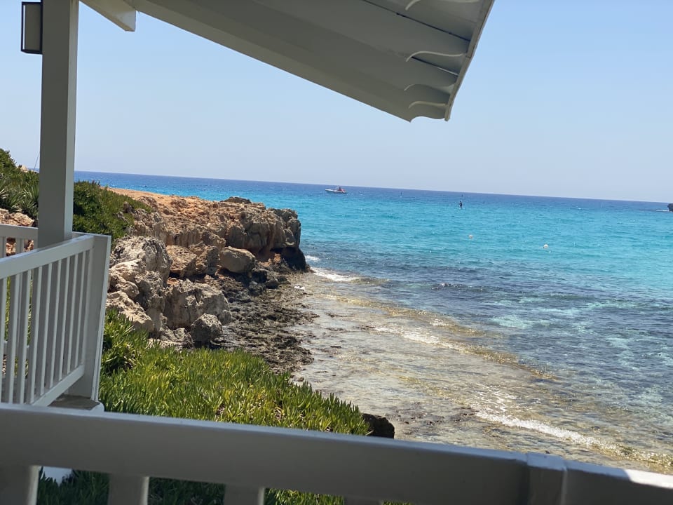 Strand Hotel Nissi Beach Resort