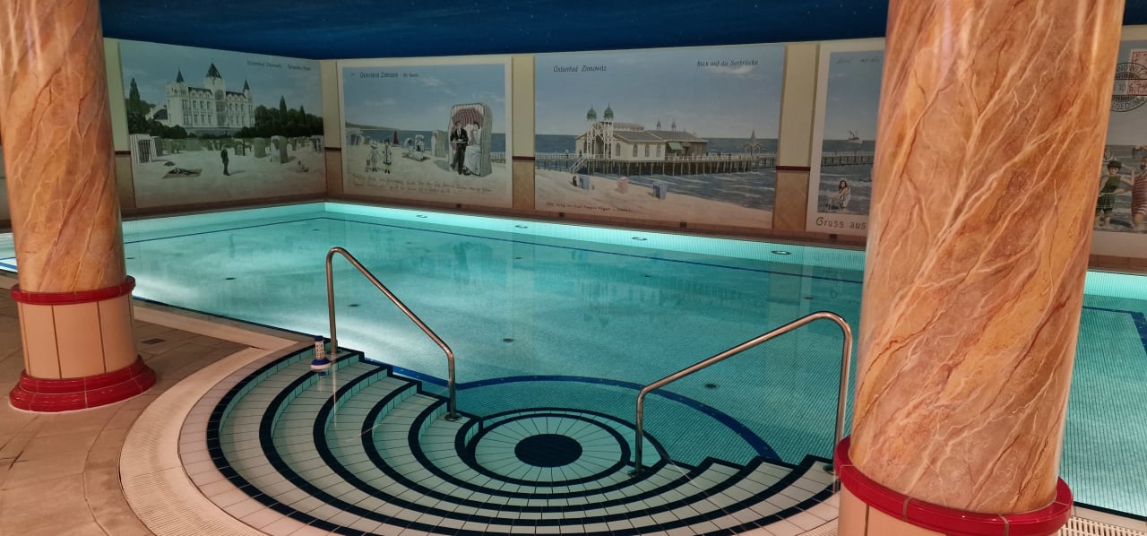 Pool Usedom Palace Hotel