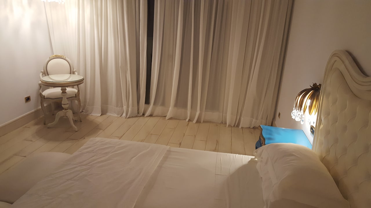 Zimmer Mitsis Selection Laguna