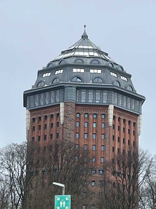 Außenansicht Mövenpick Hotel Hamburg