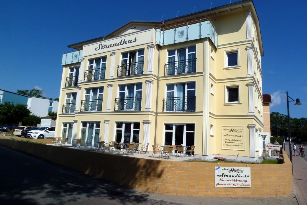 Außenansicht von der Wilhelmstraße Aparthotel Strandhus Familie Herrgott