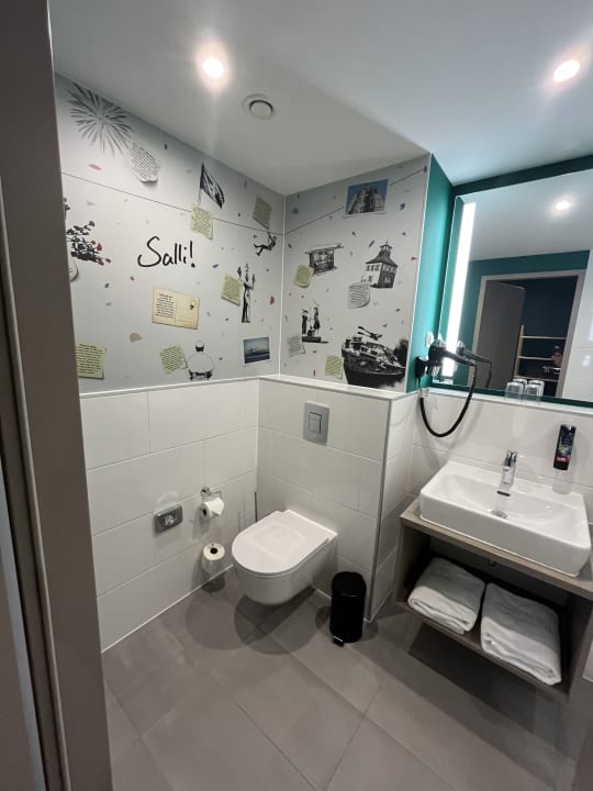 Zimmer Holiday Inn - the niu, Flower Konstanz