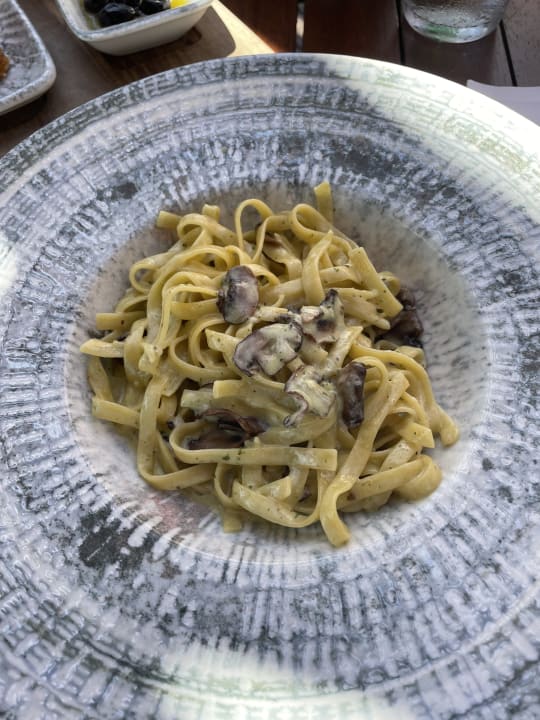 Gastro Gloria Serenity Resort