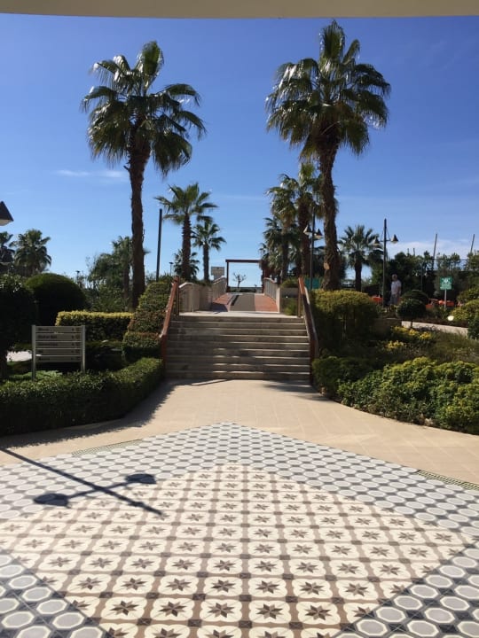 Ausblick Commodore Elite Suites & Spa - Adults only
