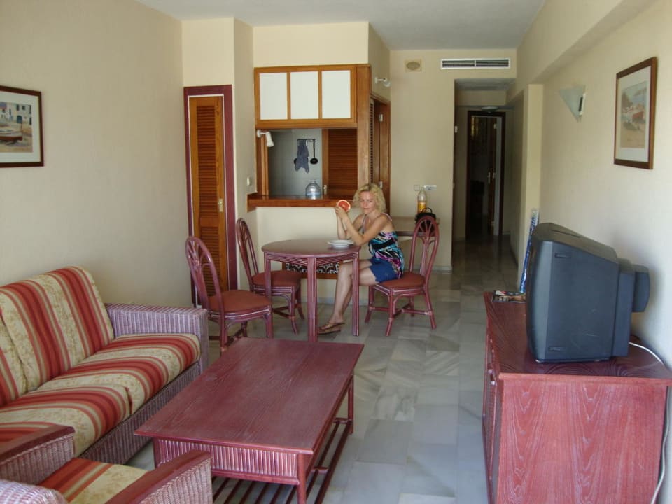 Wohnbereich HOVIMA La Pinta Beachfront Family Hotel