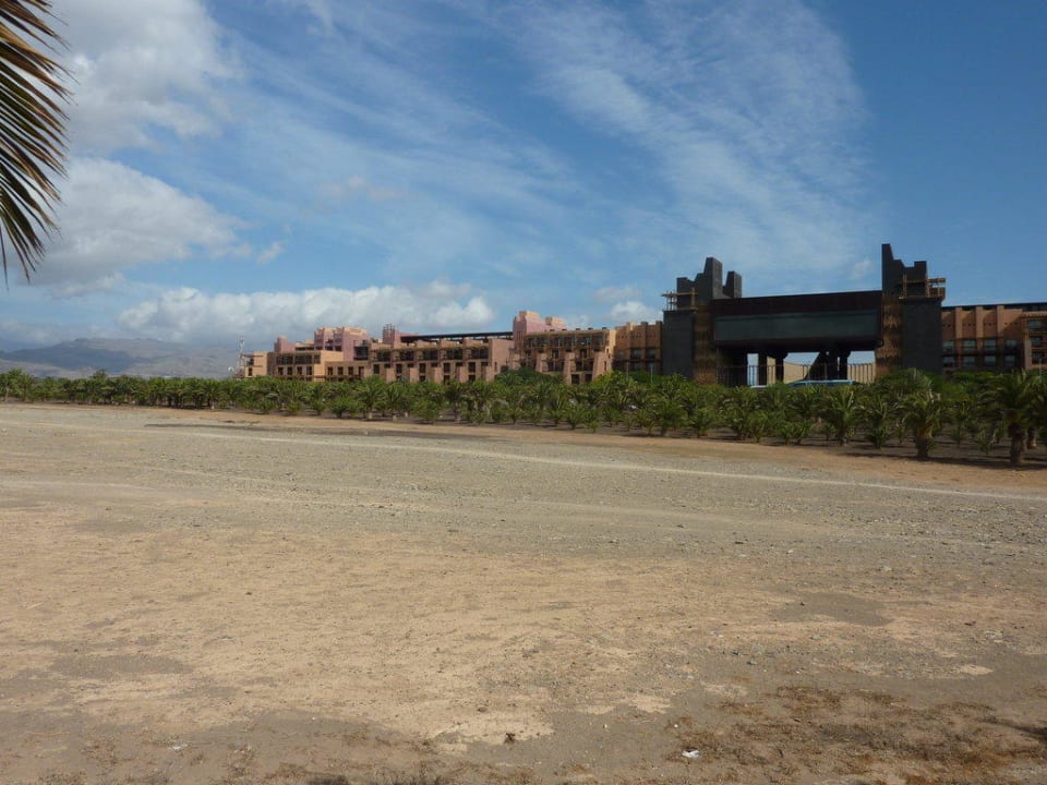 Vorderansicht Lopesan Baobab Resort