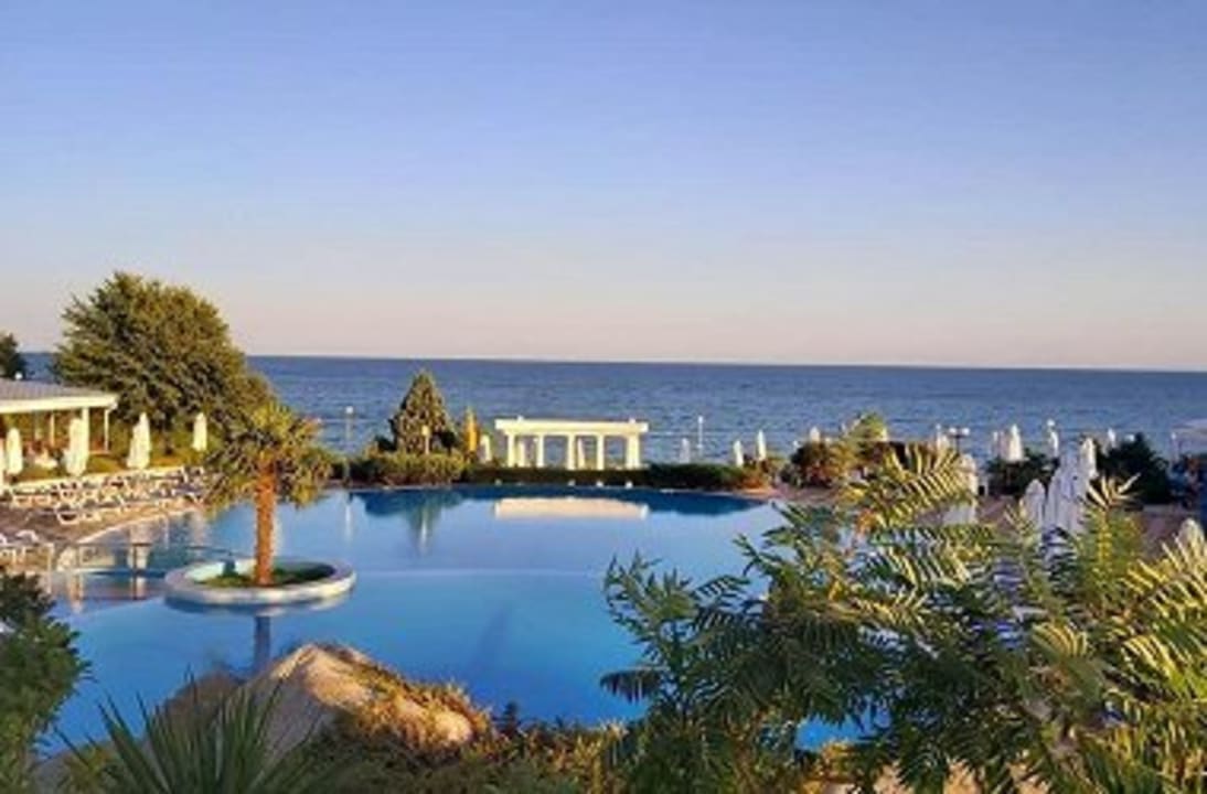 Pool Hotel Sineva Beach