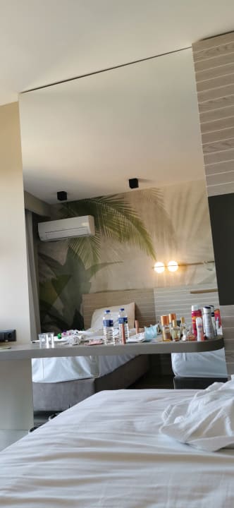 Zimmer Side Square Hotel