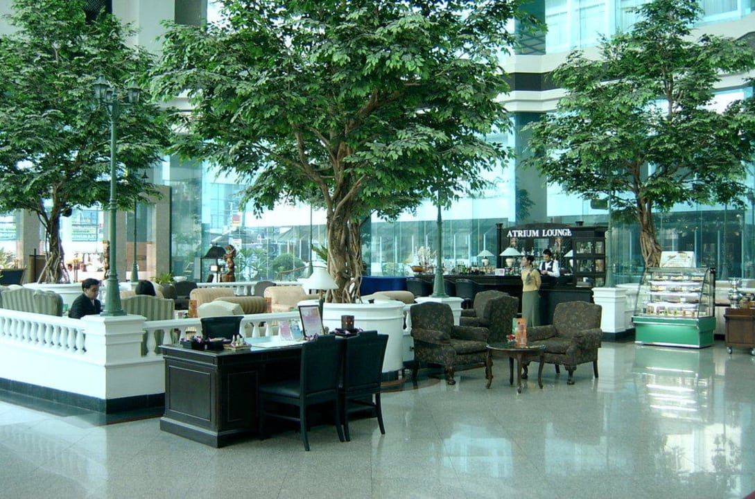 Atrium Bar Hotel Windsor Suites & Convention