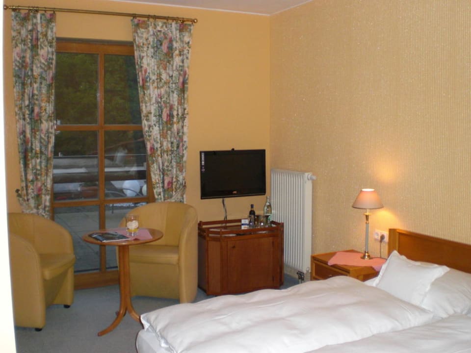 Doppelzimmer Hotel-Restaurant Zum Landgraf - Henry Merz