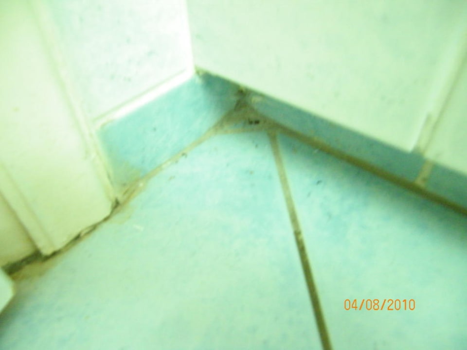 Runde Ecken, einfach schmuddelig Grand Hotel Holiday Resort