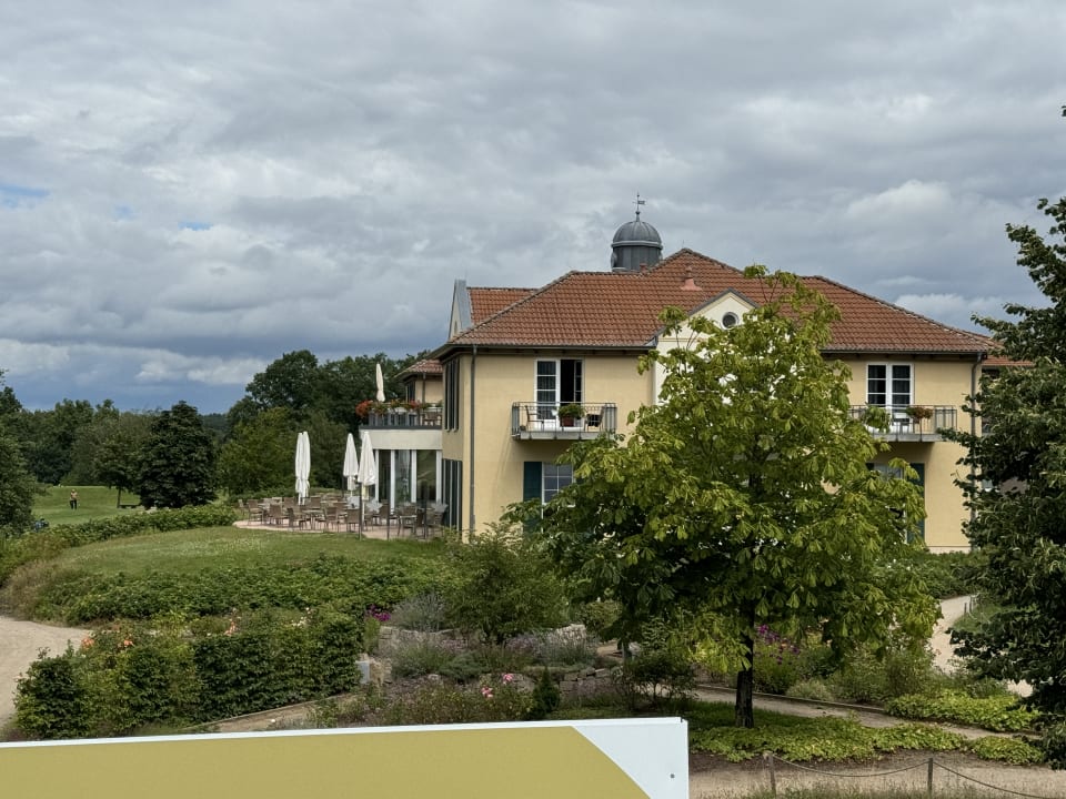 Außenansicht Best Western Premier Castanea Resort Hotel