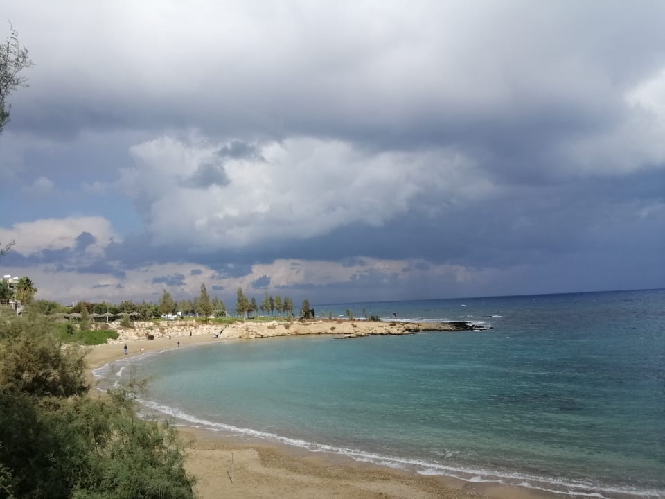 Strand Crystal Springs Beach Hotel