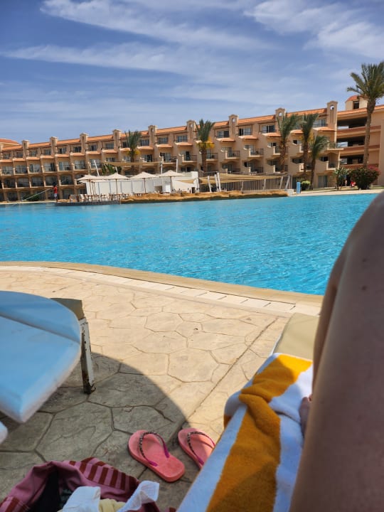 Pool Pyramisa Beach Resort Sahl Hasheesh
