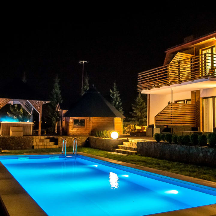 Pool Poduszka Apartamenty pod Łysicą