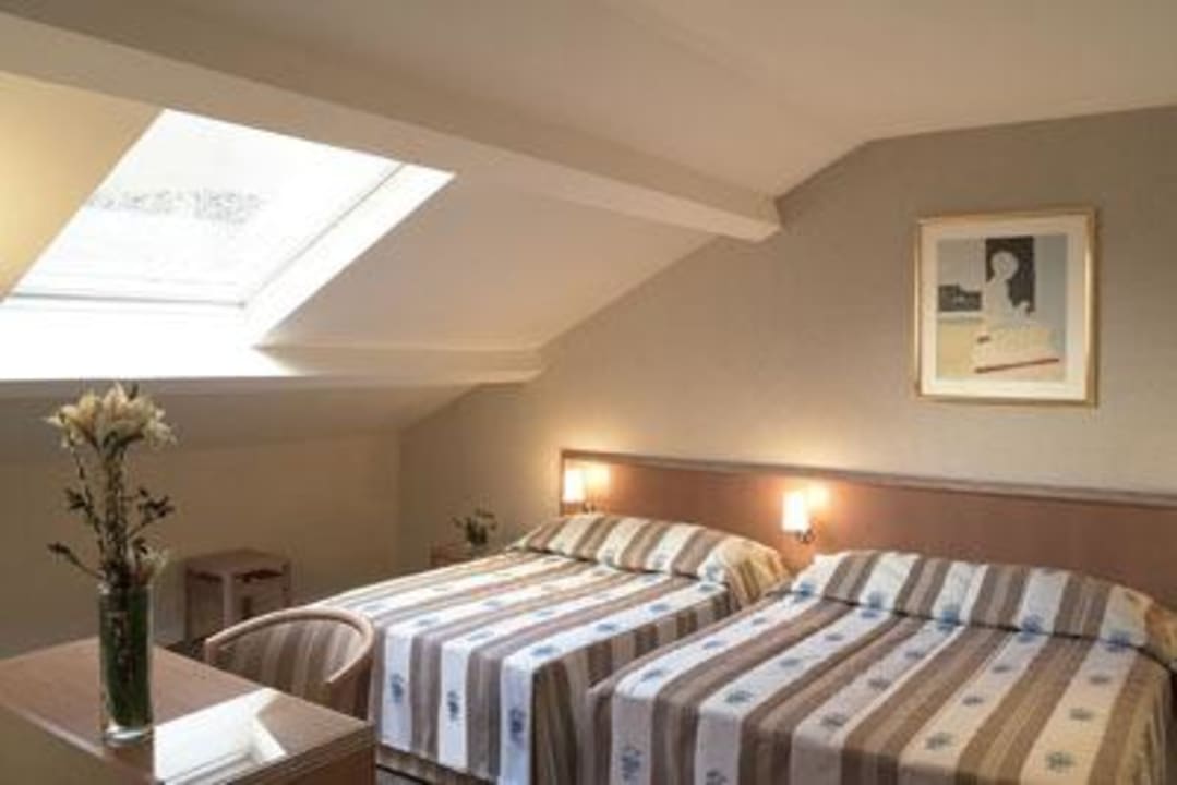 Chambre standard twin Hotel George Opera Astotel