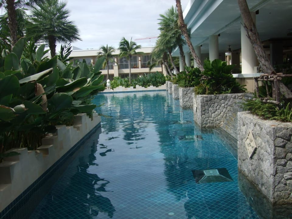 Pool vor der Main Lobby Sheraton Hua Hin Resort & Spa