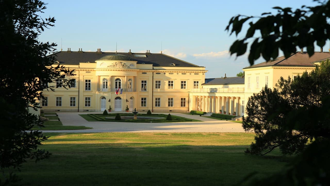 Außenansicht Károlyi Kastély