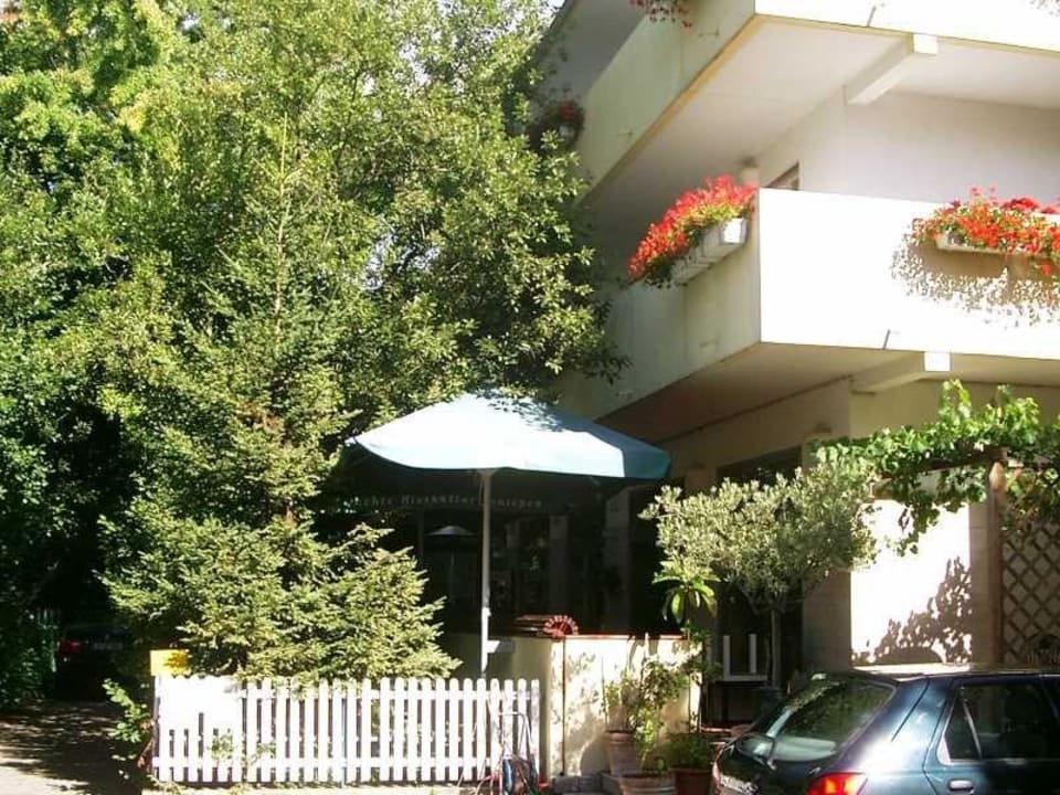 Zimmer über der Outdoor-Bar Seibels Park Hotel