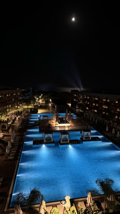 Pool Jacaranda Luxury Resort