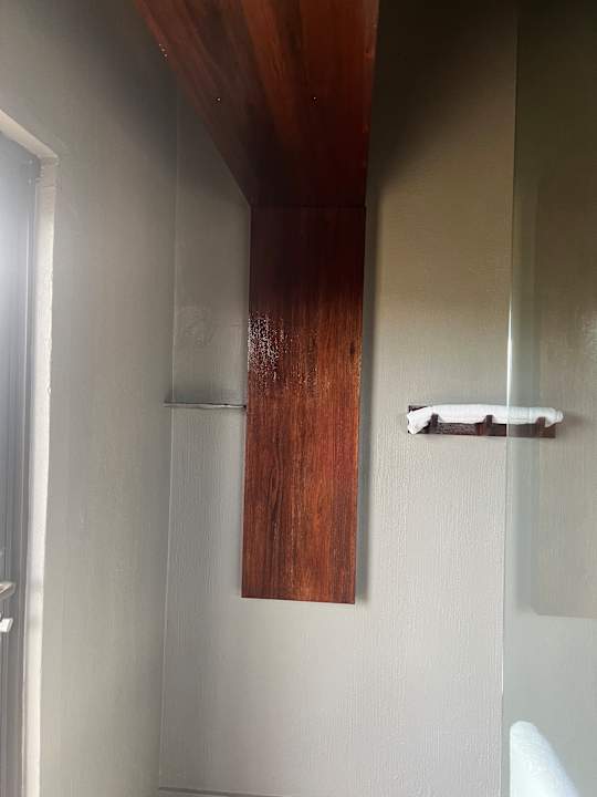 Zimmer Rhino Ridge Safari Lodge