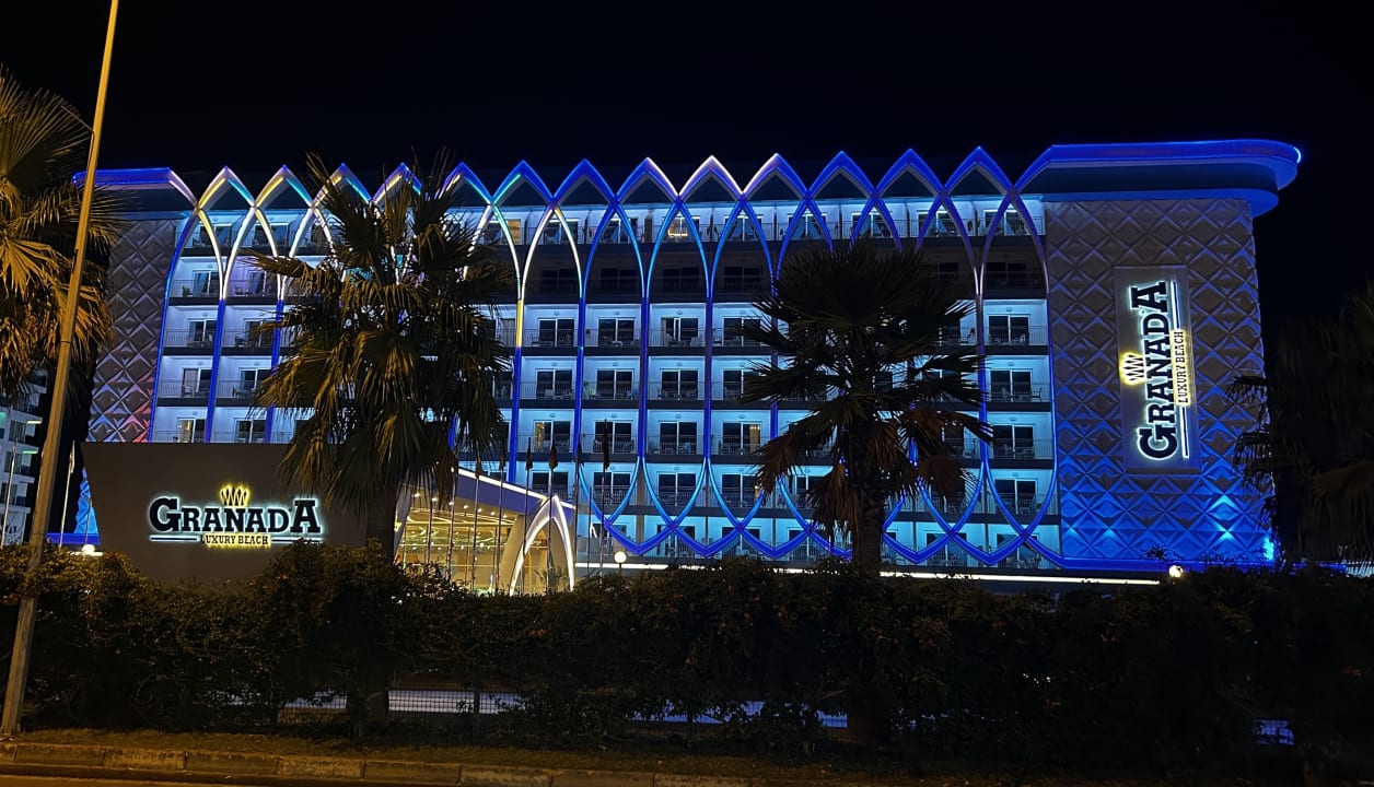 Außenansicht Granada Luxury Beach