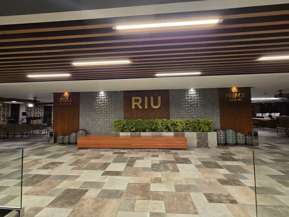 Lobby Hotel Riu Atoll