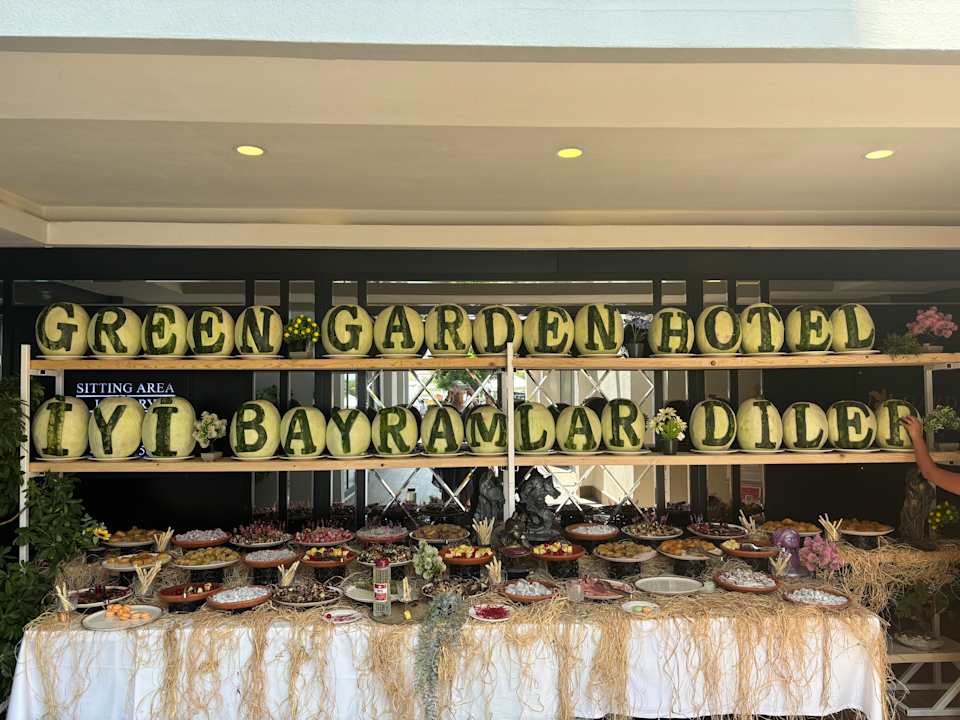 Gastro Green Garden Suite Hotel