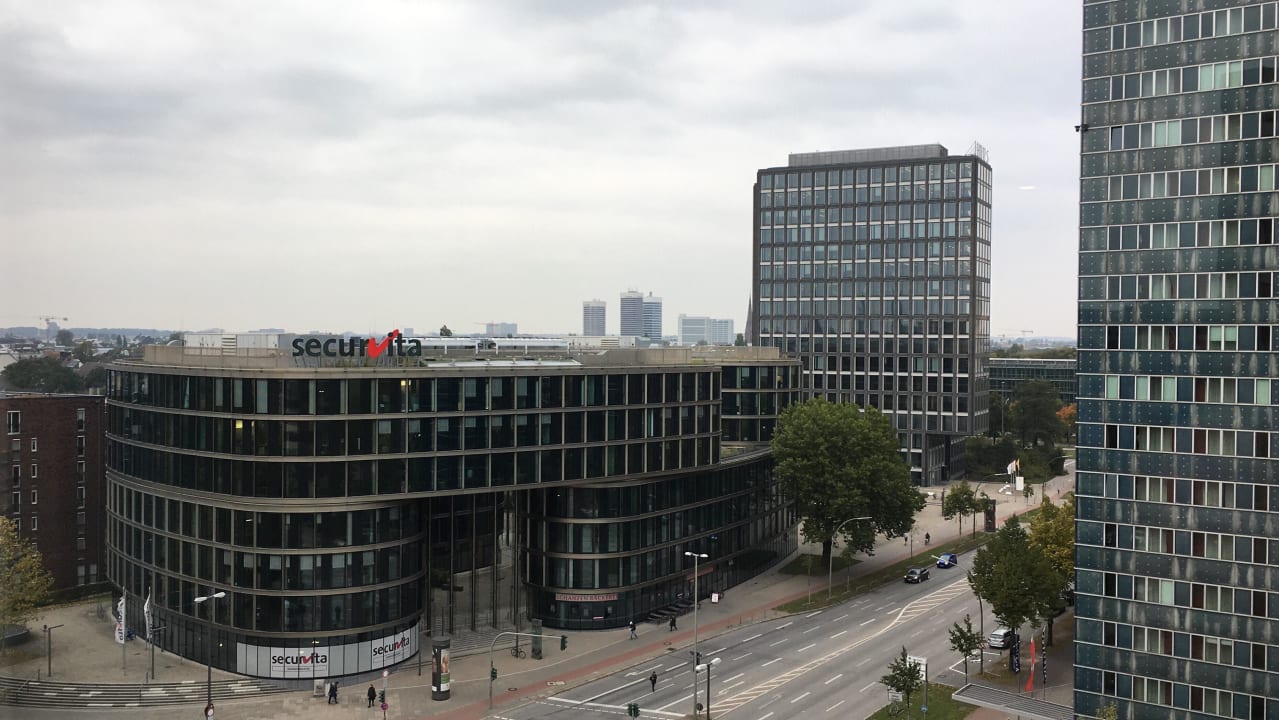Blick aus dem Fenster Motel One Hamburg-Alster